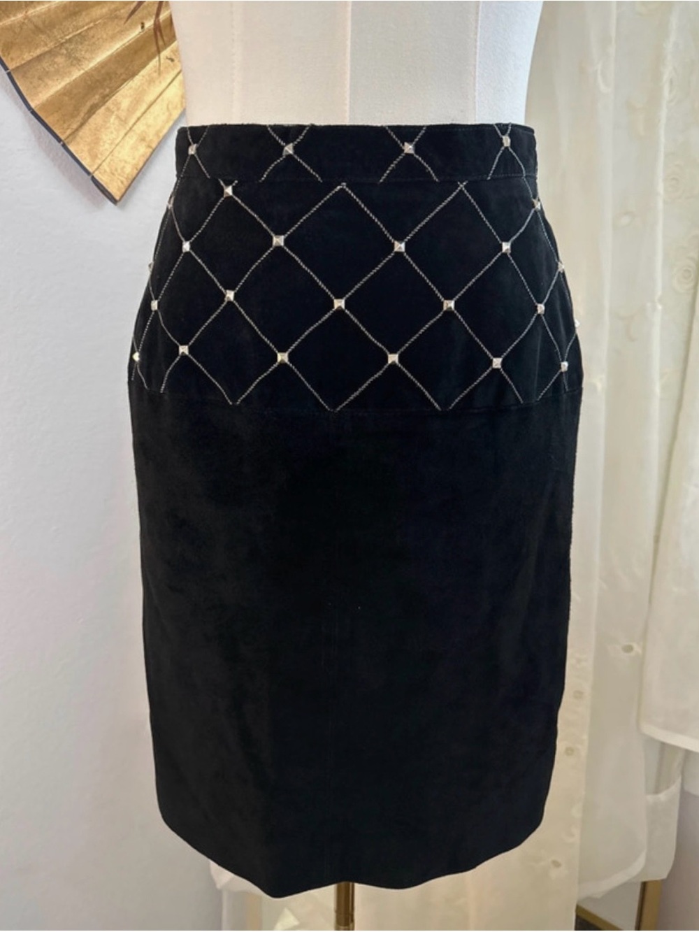 EREZ Black Suede Studded Quilted Diamond Mini Skirt Small 4 VTG 80s 90s
